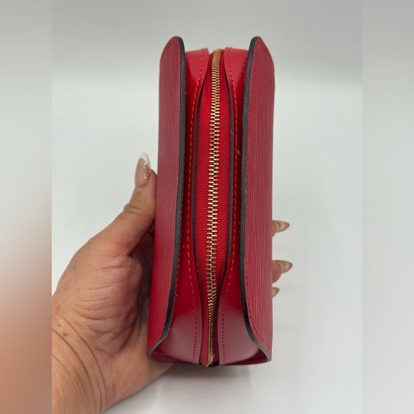 LOUIS VUITTON Epi Dauphine PM Pouch Castilian Red EUC - Picture 9 of 17